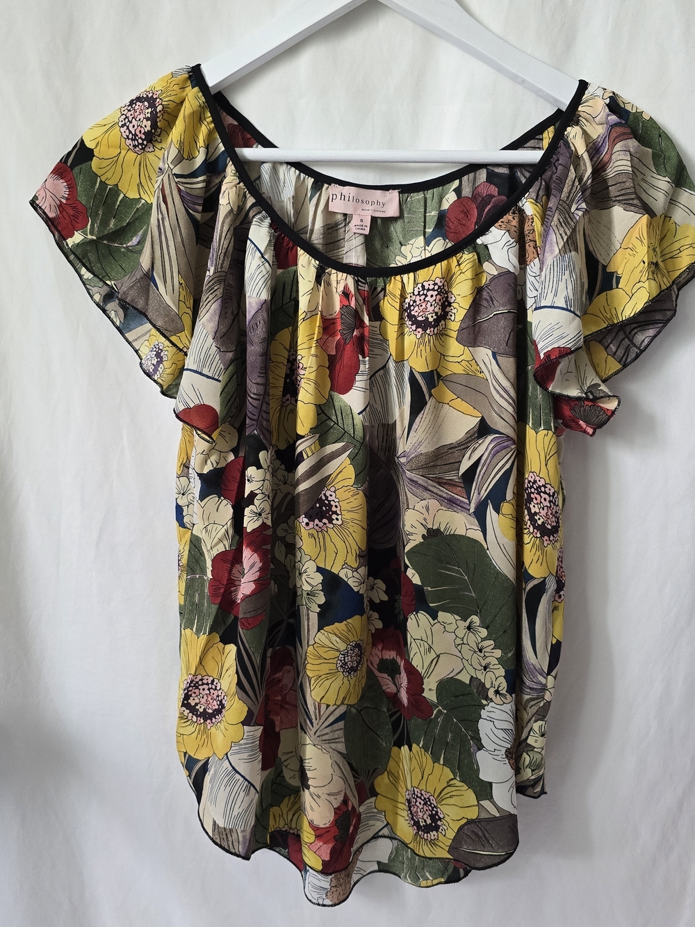 Philosophy Floral Boho Blouse NWT sz Small Flutter Sleeves